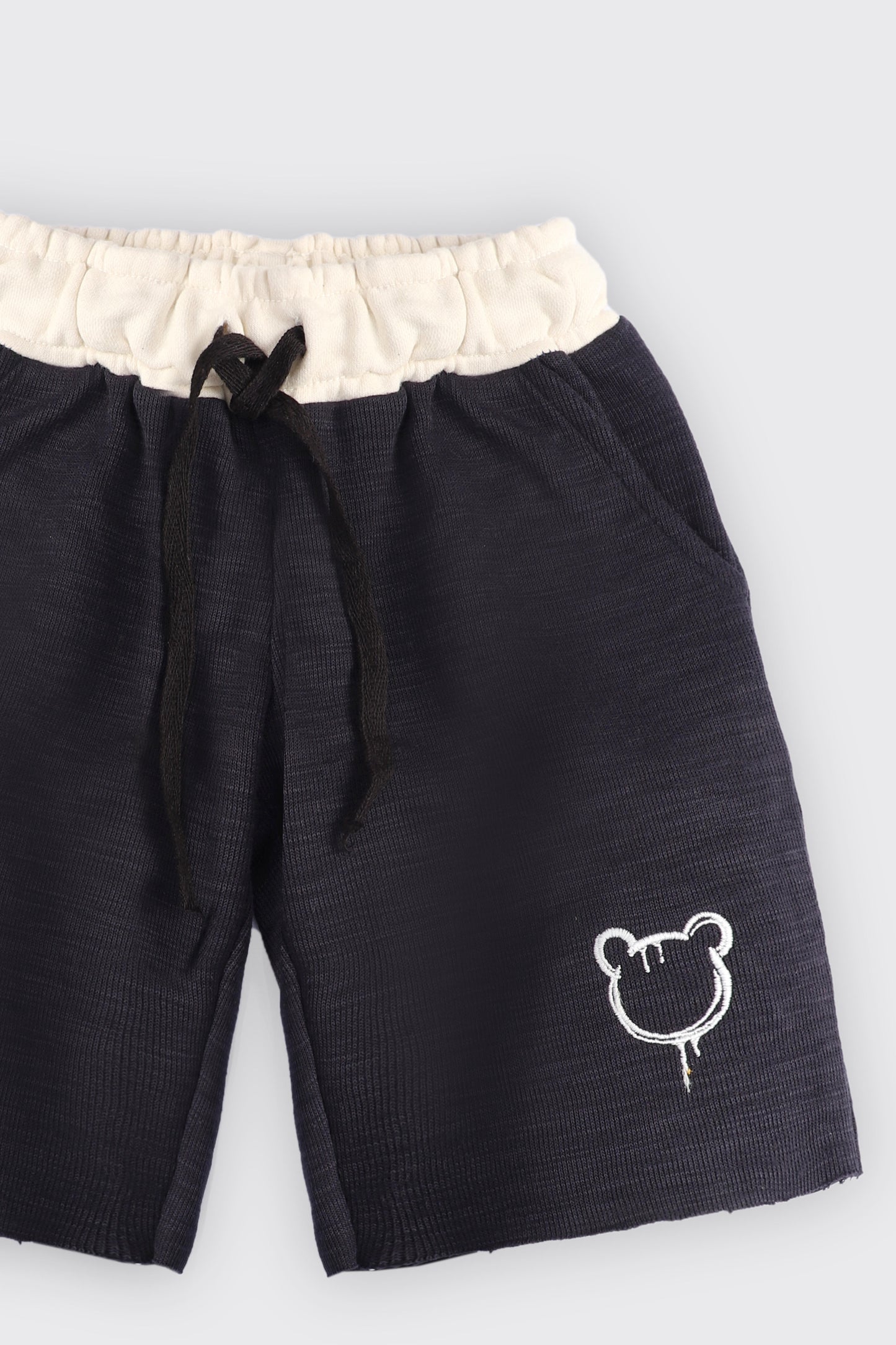 Bundle of 2 shorts