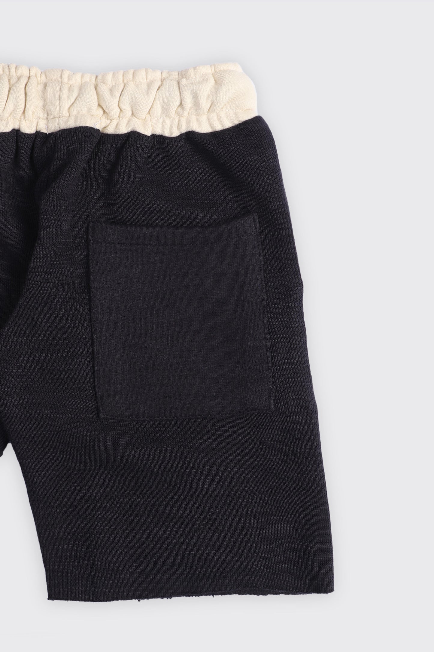 Bundle of 2 shorts
