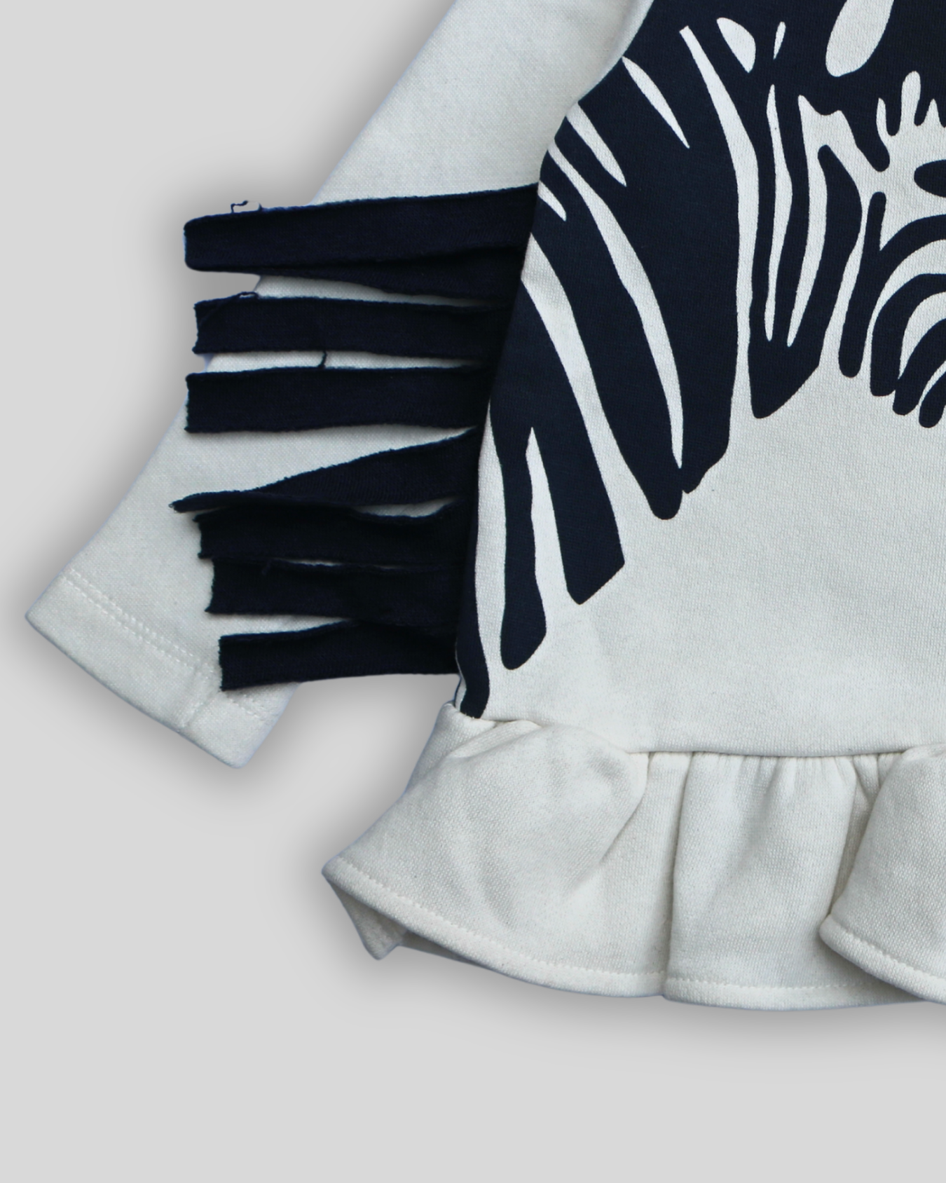 Girls Trendy Zebra Graphic Fleece Sweatshirt with Frill Hem